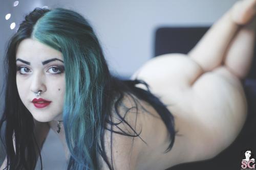 past-her-eyes:  Noirique Suicide noirique.suicidegirls.com Link to South African SuicideGirls