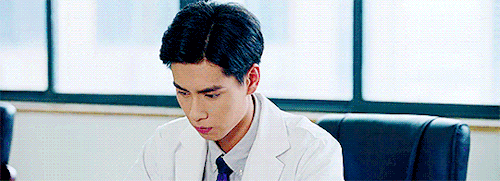youtiaoshutiao: a love so beautiful || 致我们单纯的小美好“Jiang Chen inexplicably felt like [being abou
