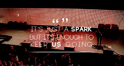 youngbloodnow: music challenge: [1/50] favorite bands/musicians ♥ paramore“Welcome
