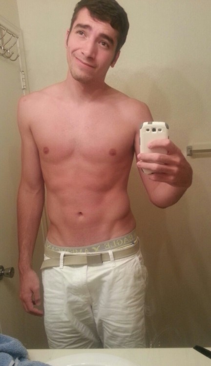 thejaynormous:  Day one of my mission to get my abs back. I am determined to get them back! 