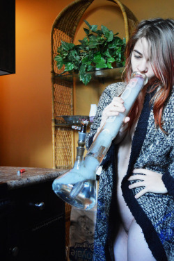 dabcandycannabis:  My wake and bake