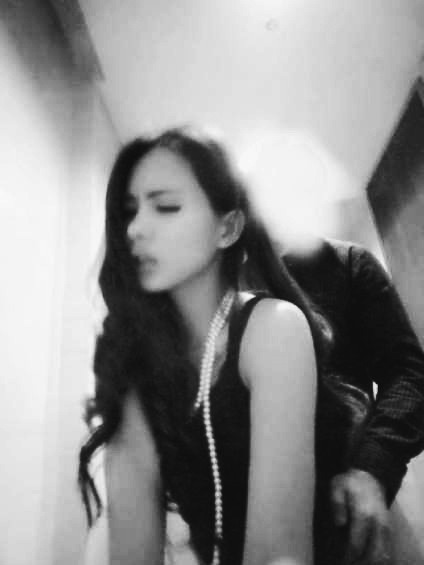nymphomaniac-vol-iii:simply-black-and-white:     Thanks cutiesexie for submitting