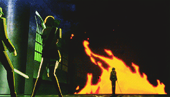 futabasakura:  p3m #1 spring of birth: relationships ► makoto yuki & yukari takeba  “Sorry
