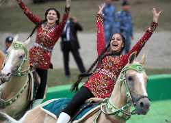 sauvamente:  jamaicanblackcastoroil:  obsidianmichi:  ohsoromanov:    2016 World Nomad Games in Kyrgyzstan   World Nomad Games are an international sport competition dedicated to ethnic sports practiced in Central Asia. The first two World Nomad Games