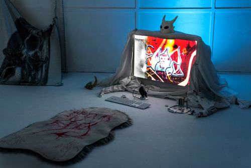 Schwestern Sisters &amp; Ittah Yoda, Dance with the devil (2019). Photo by Matej Jurcevic. Image