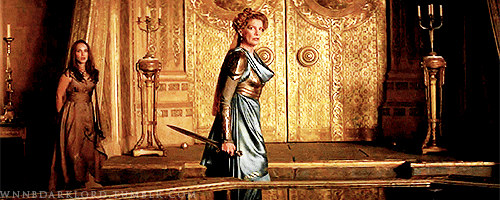 thorsicle:#mommy fights how lil magic bastard fights because she was the one who taught him#frigga u