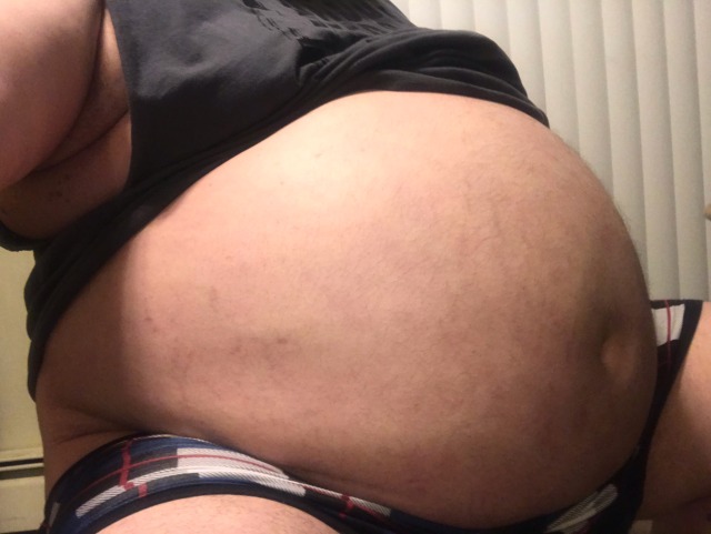 beergutbear:Ready for dessert 