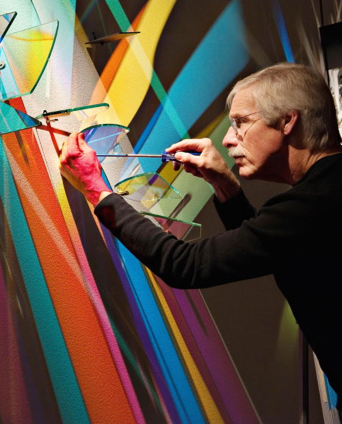 bobbycaputo:    Prismatic Paintings Produced From Refracted Light by Stephen Knapp  