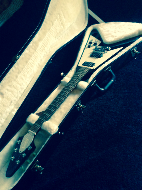 ...........GUITAR:LUST............
