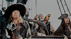 myfairgolightly:  MAKE ME CHOOSE  ↳ stillnoise asked: Davy Jones or Hector Barbossa?