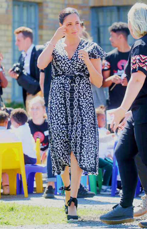 ifreakingloveroyals:The Duchess of Sussex 374/?