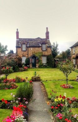 reybels:  Wentworth, Yorkshire, England 