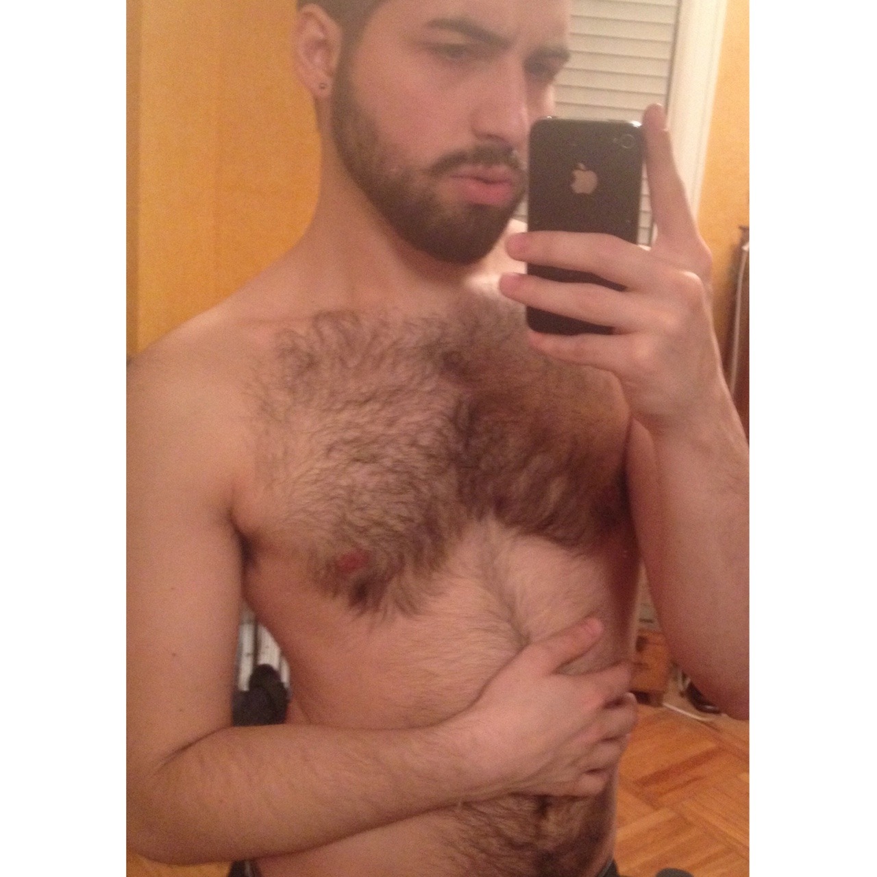 jerkedoff:  one day i’ll be a beefcake 