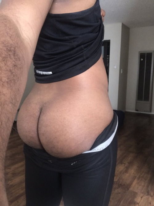 addicted2cakes:  Submit pics to http://addicted2cakes.tumblr.com