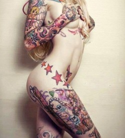 sexyinkgirls-mmm-so-nice:  Source:Sexy Inked