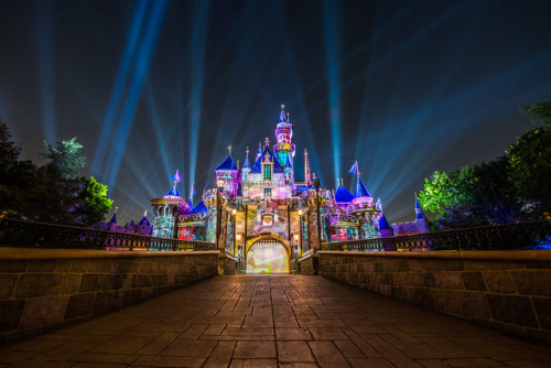 _DSC9214 by GMLSKIS Mickey’s Mix Magic - Disneyland - Just before the fireworks begins. https: