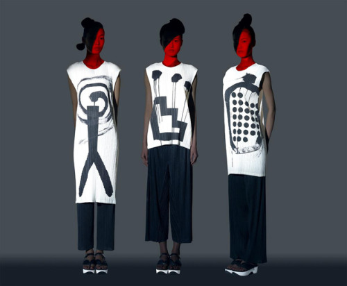 Issey Miyake’s second collection featuring... | Tokyo Fashion