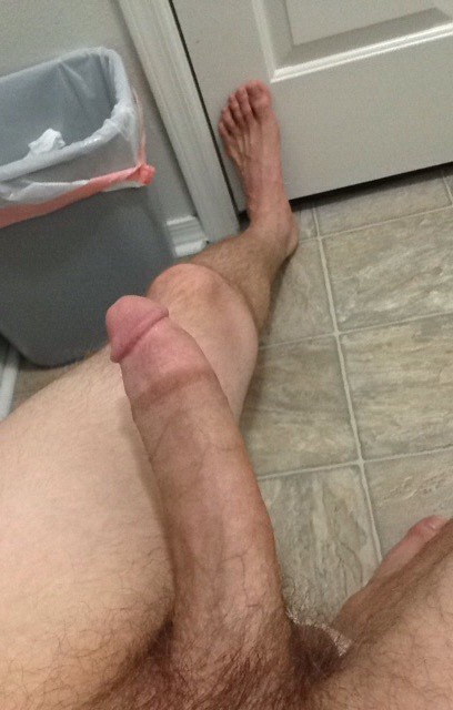 bigdickdetective: Hit me up yo :) Follow the bigdickdetective for more cocks that