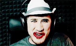 plsbuymepizza:   @Markiplier: Turn to the person nearest you and tell them that