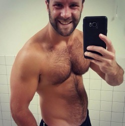 Follow my two hairy men blogs:http://sambrcln.tumblr.comhttp://hairysex.tumblr.com