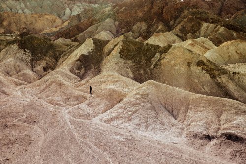 the vastness of death valley - january 2019 