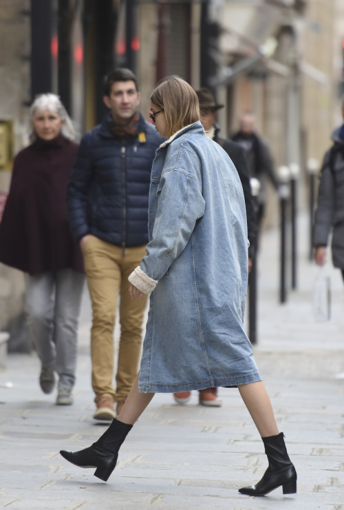 hadidnews:  March 6: Gigi Hadid out in Paris, France.  