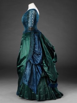 lookingbackatfashionhistory:• Dress.Date: ca. 1886-1887Medium: Silk and lace, trimmed with lace.