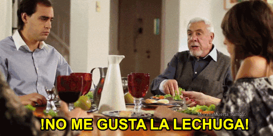 CUANDO ME OBLIGAN A COMER ENSALADA