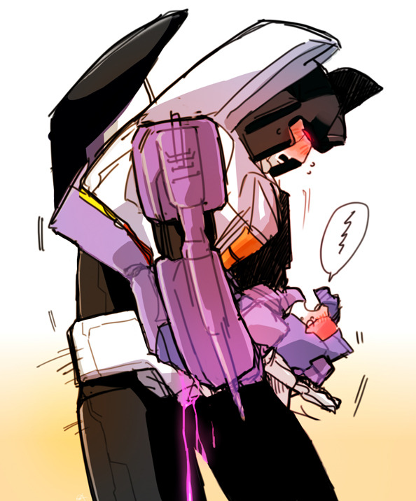 mmepon:  skywarp x frenzy 