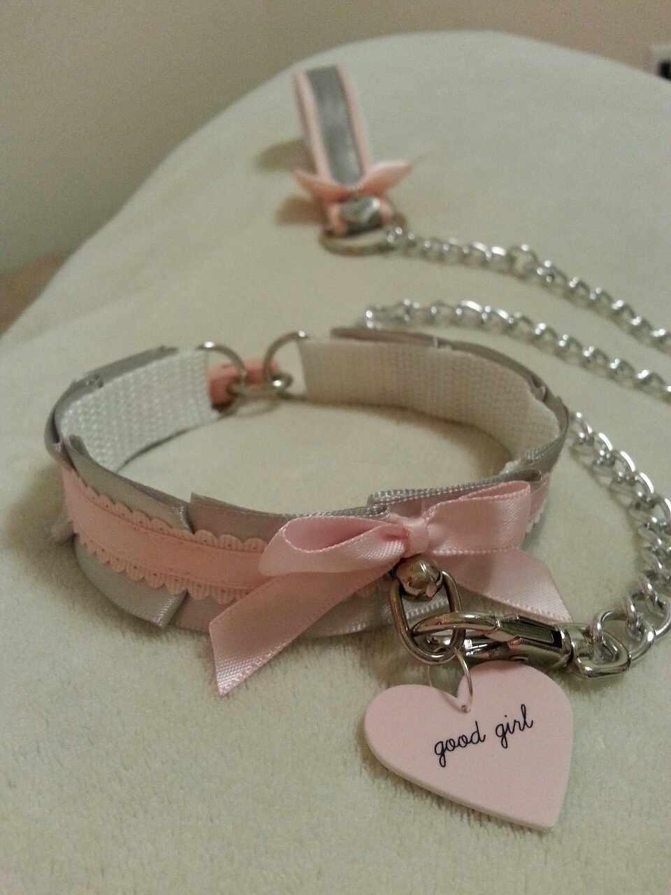 baby-perv:  littlekohaibear:  My collar is perfection :’) bless all of your hearts