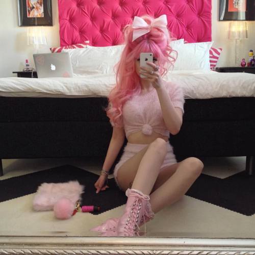 shay-gnar:  kimdixi:  🎀   ok holy shit goals