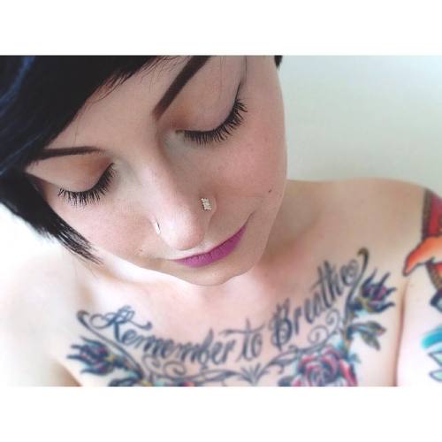 the prettiest nose studs made by @alicerubystudio ✨ #suicidegirls #alicerubystudio #selfie #sgselfie