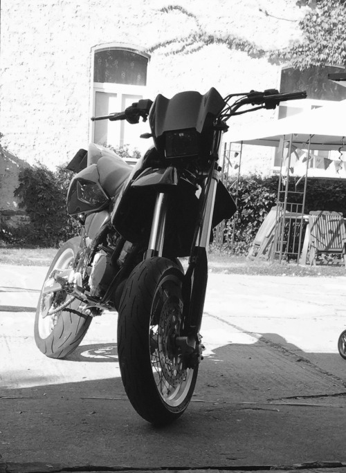 chriss3112:  Aprilia MX Supermoto❤️