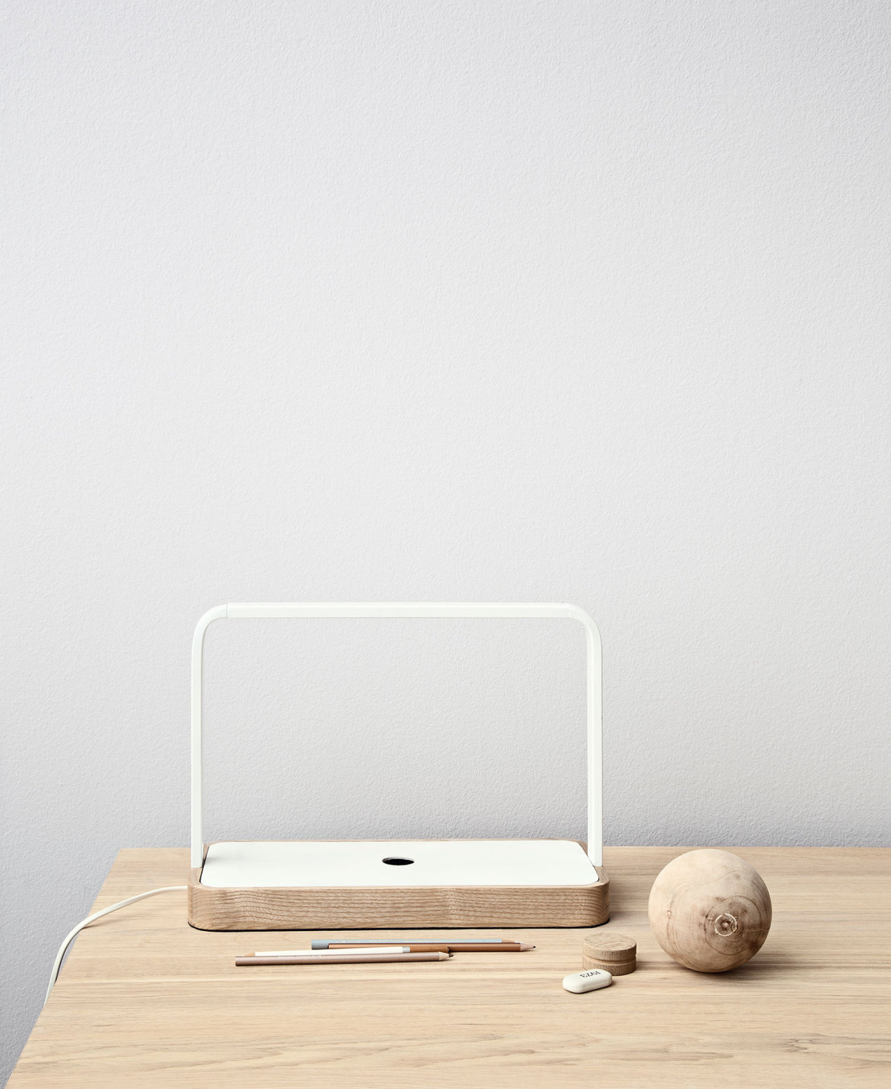 nothingtochance:  Stationary by BOLIA / Lightbox by CHARLOTTE HONCKE