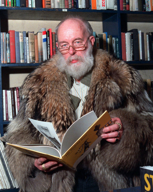 jareckiworld:Edward Gorey   (photo by Susan Ragan, 1987)