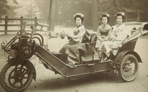 3 ladies on a 3 wheeler, 1920s. OP did not give credit.