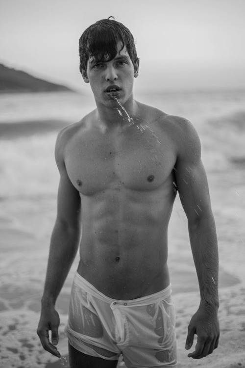 malemodelizer:  Guilherme Bravin