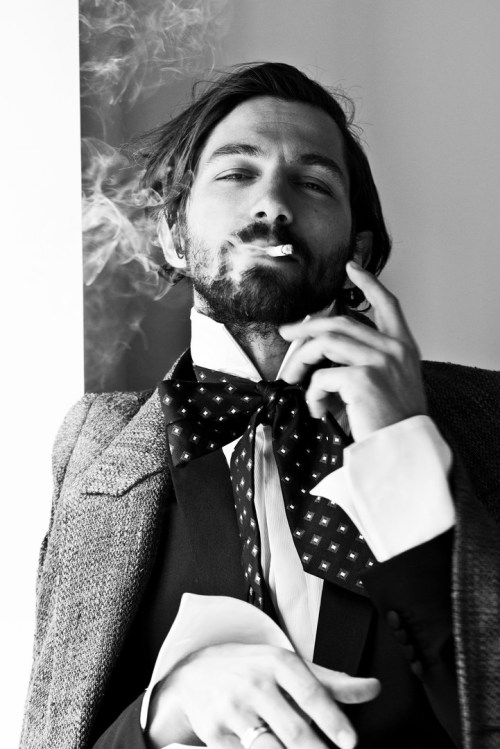 loveshnicky:   Michiel Huisman