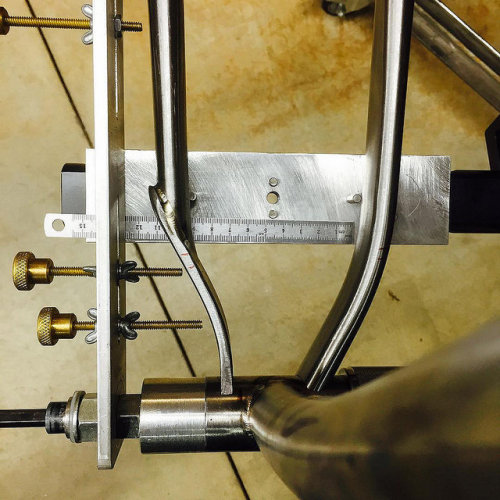 therubbishbin: It’s hard to fit a 36/22 with a 3" tire on 434mm chainstays! Bridge will go on l