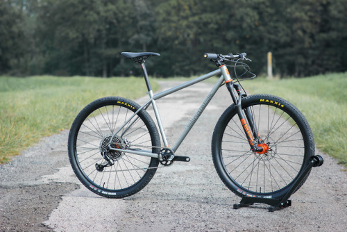 strange-measure:SingleBe Bikes