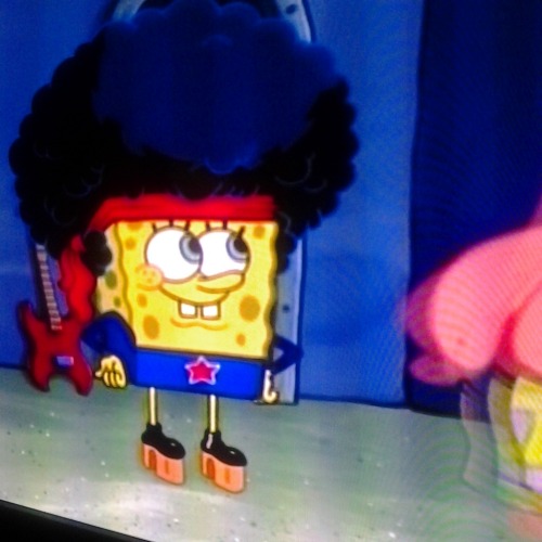 angel-the-anglophile: I think I just spotted Spongebob cosplaying as Danny…
