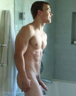 camodude:  jacktwister:  Love To Lick and Kiss Him ALL Over!  http://www.camodude.tumblr.com