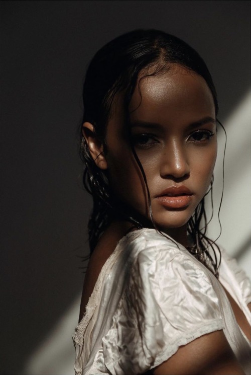 unbotheredmuse:karrueche by jorden keith