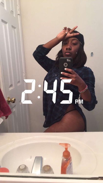 almightykingdre:  taint3edcakes:  Here’s my 2k15 selfies  I’ve cut my hair like three times this year and it kept growing back. Here’s to another fucking year of good hair !  😍😍😍🍫💦👅
