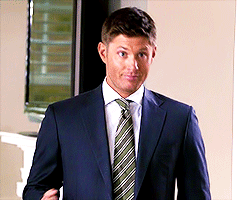 itsokaysammy:    Dean   Suits   