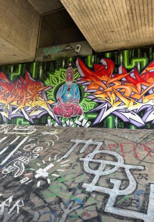 graffitiporn-org:  classical bridge art in