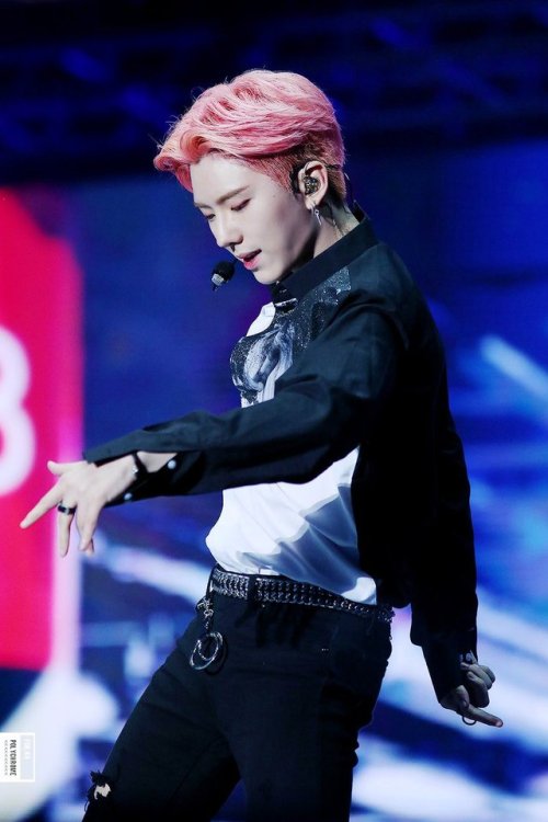 fy-kihyun:© polychrome ✧ do not edit.