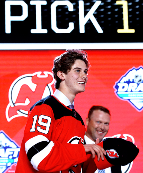 pyatts:Jack Hughes smiles after being selected first overall by the New Jersey Devils during the fir