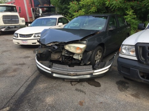 thenaaru: dorksworn:   So, as my guildmates know, I got into a really bad car accident on the 10th of July that totaled my car completely; I’m lucky in that I wasn’t hurt beyond some minor bumps and bruises, but my only method of transportation has