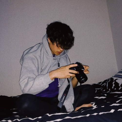 fycorbyn:190422 ☆ corbyn_28laboratory:      yall. yall. yall.what is ontas?#ontas #toolazytogoogle                     